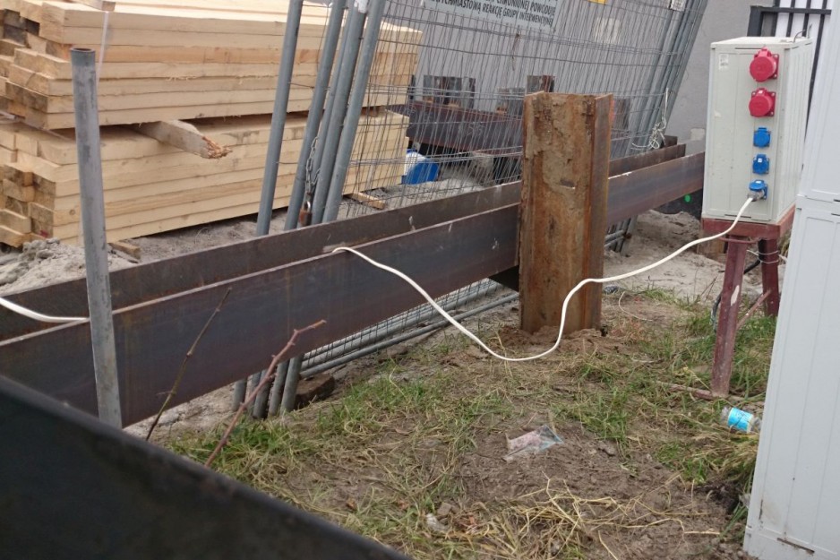 Prowadzenie instalacji na budowie