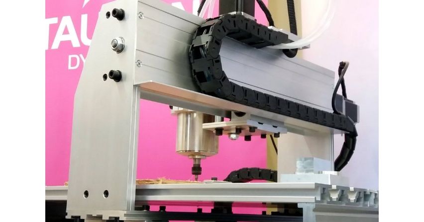 Trzy szkoły z nowym elektrycznym wyposażeniem
