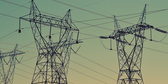 Ile wyniosą nakłady na rozwój sieci energetycznej od 2021 do 2030 r.?
