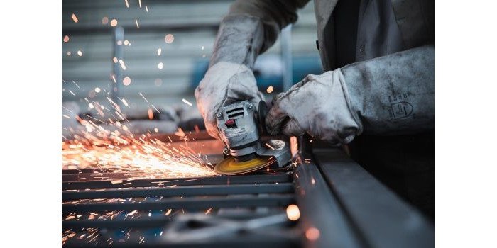 Szlifierki do różnych zastosowań – jaką wybrać?