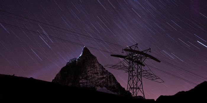 Mniejsze zużycie i produkcja energii elektrycznej w sierpniu