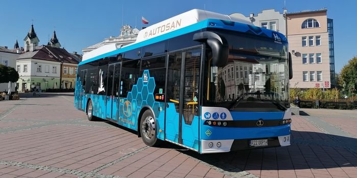Nowy autobus na wodór Autosan