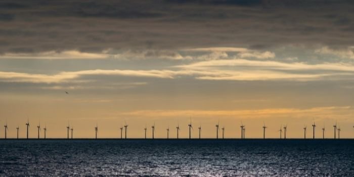 Na Morzu Śródziemnym trwa instalacja turbin wiatrowych