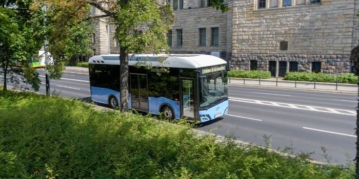 Bezemisyjne Solarisy będą jeździć po austriackich drogach