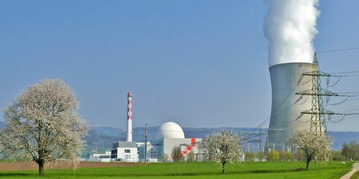 64 proc. Polaków opowiada się za szybszą budową elektrowni jądrowych