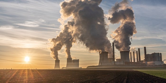 Niemcy wydłużają o rok pracę elektrowni węglowych