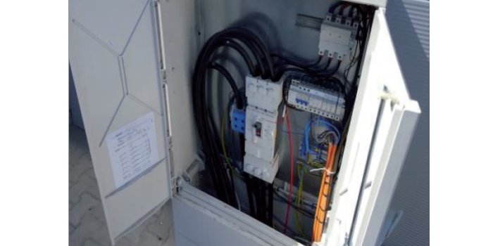 Projektowanie i instalowanie przeciwpożarowego wyłącznika prądu