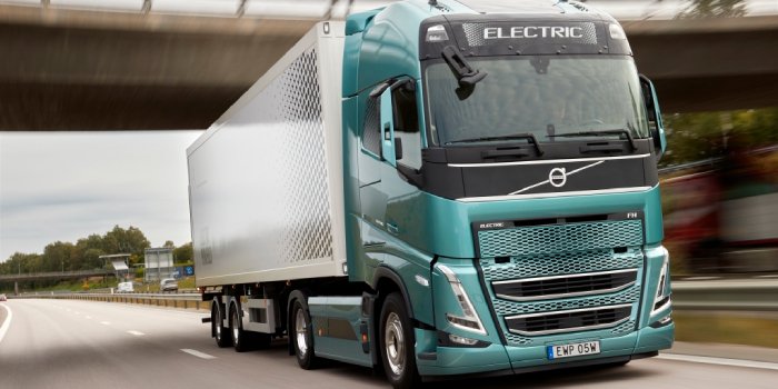 Amazon w Niemczech kupuje 20 w pełni elektrycznych ciężarówek Volvo