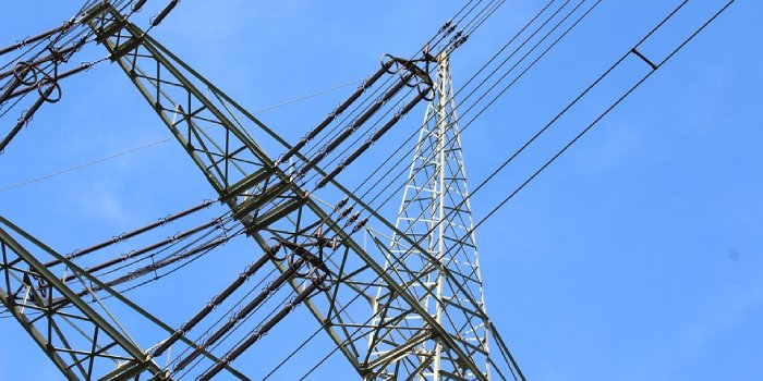 Produkcja i zużycie energii elektrycznej w październiku 2022