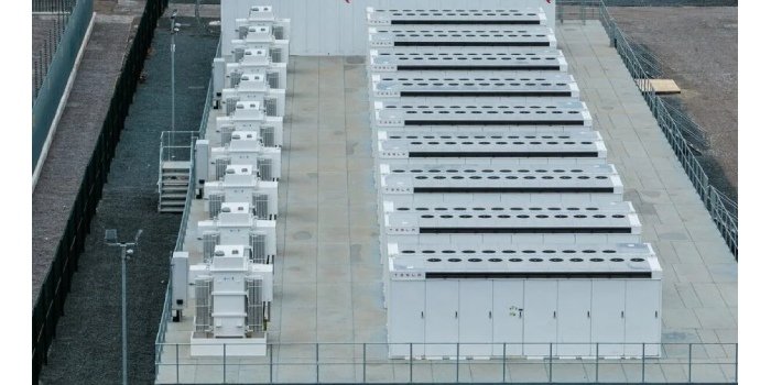 Największy bateryjny magazyn energii w Europie