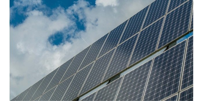 Pierwsze w Polsce osiedle zasilane w 90% energią z OZE