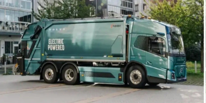 Volvo wprowadza na rynek swoją pierwszą w pełni elektryczną ciężarówkę