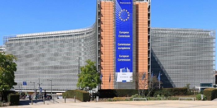 Unia Europejska za całkowitym zakazem importu gazu z Rosji