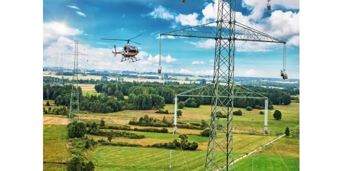 Enprom będzie usuwał awarie wszystkich linii najwyższych napięć w Polsce