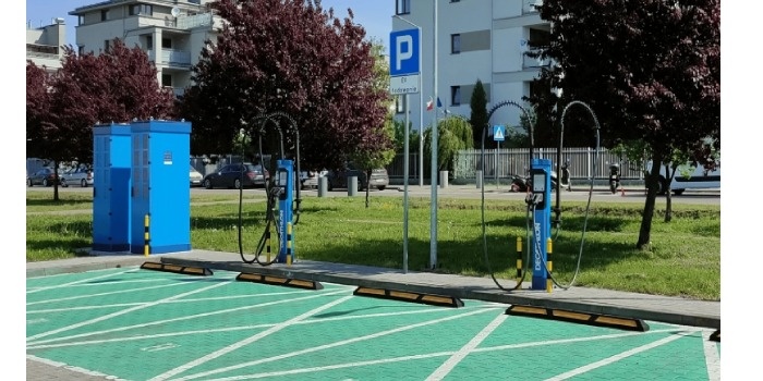 Powerdot wybuduje 250 punktów ładowania przy sklepach Decathlon