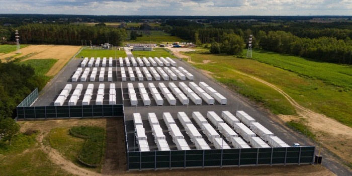 Pod Białymstokiem uruchomiono największy jak dotąd magazyn energii w Polsce
