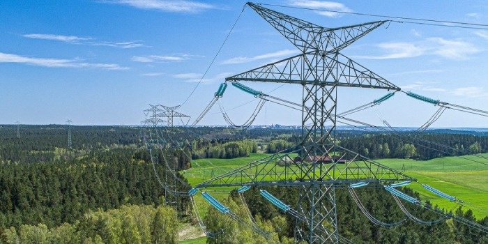 Zbudowano pierwszy odcinek linii 400 kV Choczewo – Gdańsk Przyjaźń