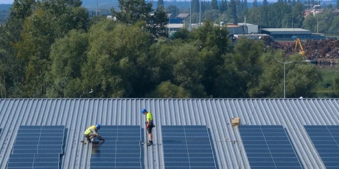 Instalacja PV na dachu Zakładu Unieszkodliwiania Odpadów w Szczecinie