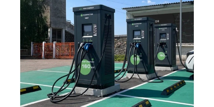 ECOFACTOR chce zbudować w Polsce ponad 300 punktów ładowania