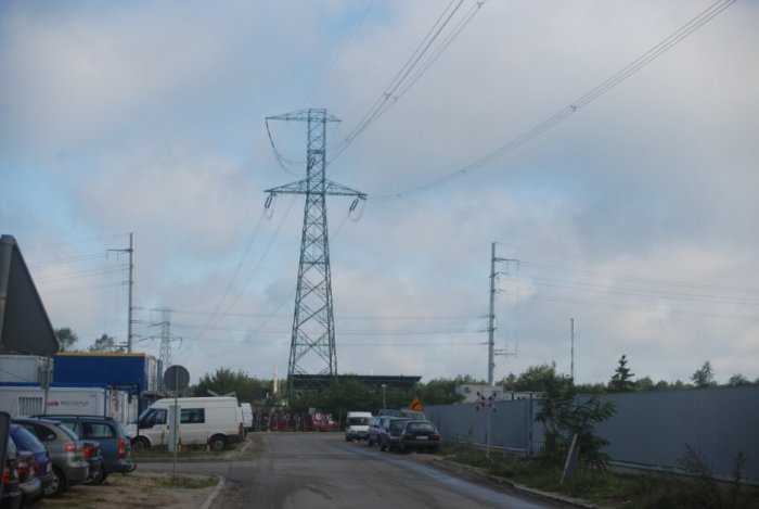 Fot. 2. Przebudowana linia 110 kV – utworzony korytarz dla linii 400 kV