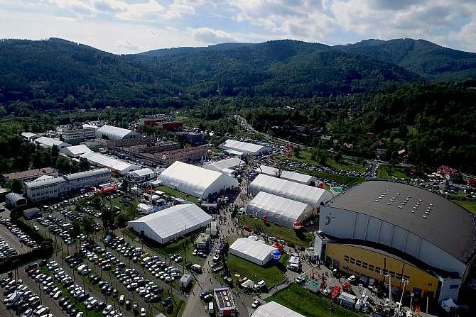 Panorama terenu Targ&oacute;w ENERGETAB 2015 widziana z lotu ptaka
VCanal