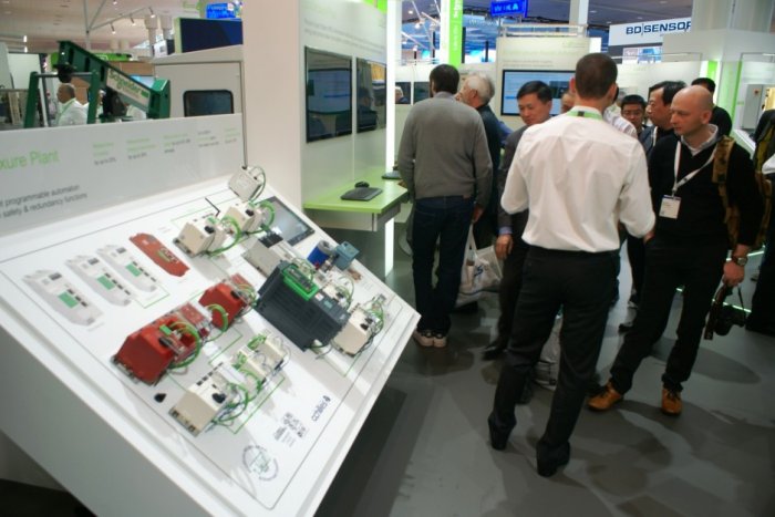 Hannover Messe - 24-28.04.2017 - prezentacja najnowszych rozwiązań Schneider Electric - systemu EcoStruxure.