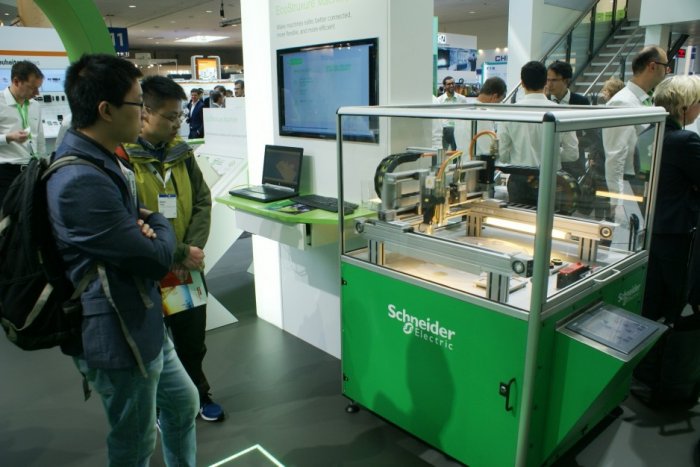 Hannover Messe - 24-28.04.2017 - prezentacja najnowszych rozwiązań Schneider Electric - systemu EcoStruxure.