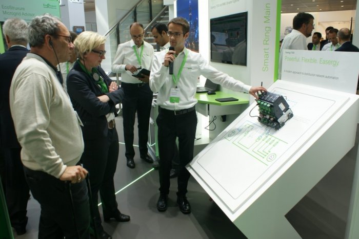 Hannover Messe - 24-28.04.2017 - prezentacja najnowszych rozwiązań Schneider Electric - systemu EcoStruxure.