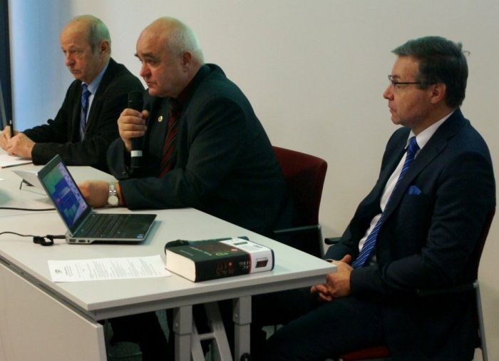 III konferencja szkoleniowa "Zespoły prądotwórcze i zasilacze UPS w układach zasilania budynków w energię elektryczną" - Warszawa, 17 listopada 2016 r.