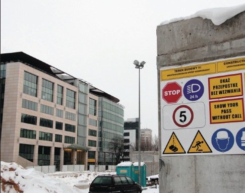 Oświetlenie terenu budowy metra w Warszawie