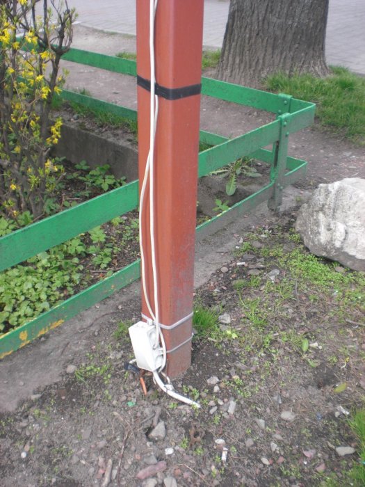 Każdy sposób jest dobry. Prąd i tak popłynie.