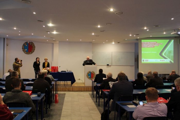 IV konferencja szkoleniowa "Zespoły prądotwórcze i zasilacze UPS w układach zasilania budynków w energię elektryczną"