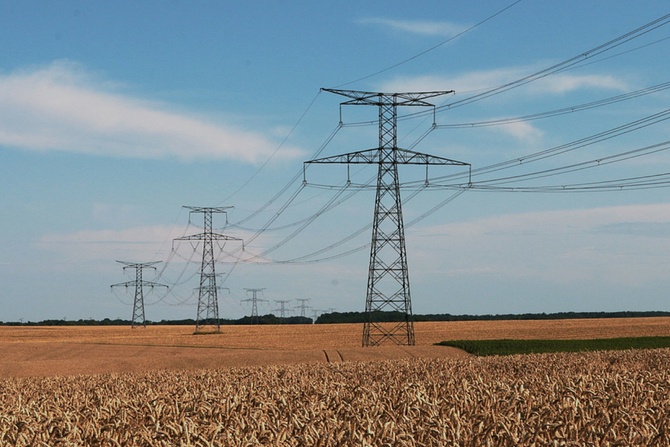 Zmiany w procesie rozpatrywania wniosk&oacute;w o warunki przyłączenia do sieci. Fot. Pixabay.com