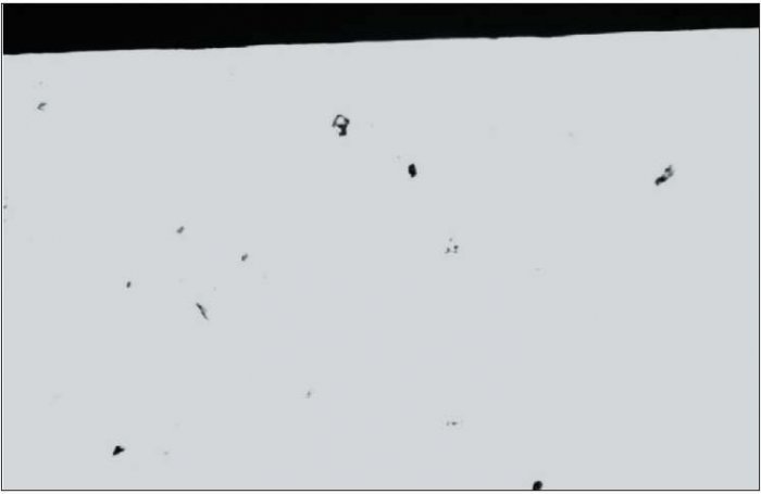 Rys. 6. Drut aluminiowy z przewodu nowego. Pow. 200x