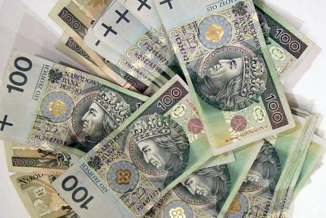Sektor energetyczny zdaje sobie sprawę z ogromnych korzyści, jakie dają sieci inteligentne w zarządzaniu siecią z wieloma niestabilnymi mikroźródłami. Stąd w swoich planach inwestycyjnych kładzie niemałe nakłady inwestycyjne.