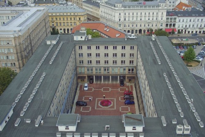 Widok dachu ministerstwa