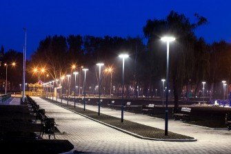 Oświetlenie drogowo-parkowe, fot. Lena Lighting S.A.