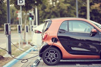 Jakie będą dopłaty do pojazdów elektrycznych? Nowe propozycje ME, fot. pixabay.com