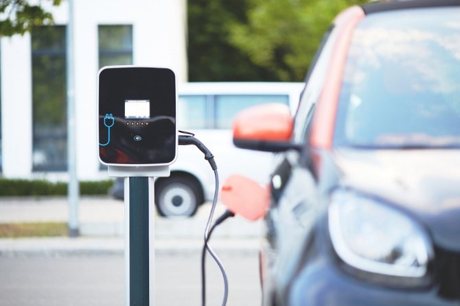 Rządowe dopłaty podnoszą ceny pojazdów elektrycznych
Fot. pixabay.com