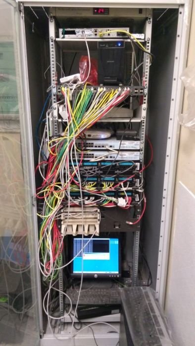 szafa rack 2
