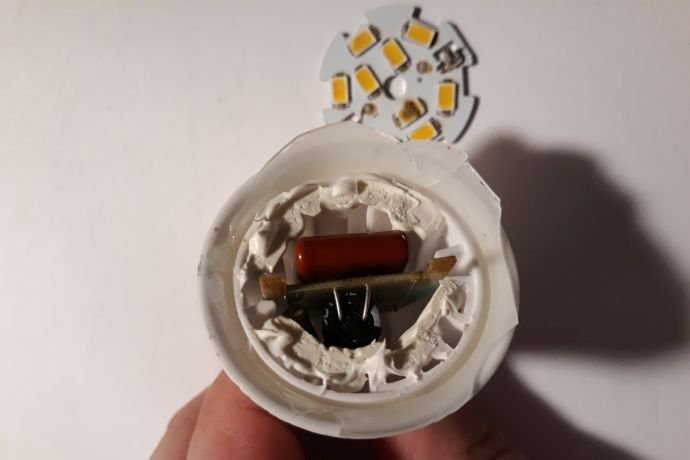 uszkodzone zrodlo typu led 0603 002126 2