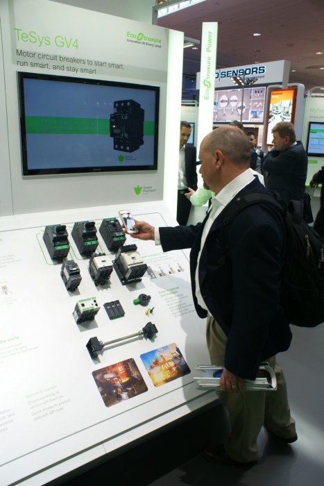 b hannover messe 2017 schneider electric 13 1