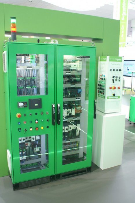 b hannover messe 2017 schneider electric 16 1