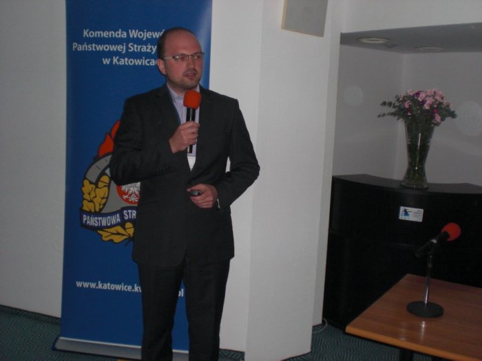 Referat wygłasza kpt. Szymon Ptak.