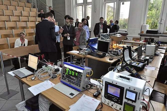 pomiary porownawcze czesc eksperymentalna pikniku jakosci energii elektrycznej fot2 1
