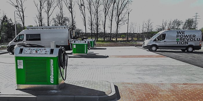 W Koninie pojawiły się stacje ładowania autobus&oacute;w elektrycznych, fot. Ekoenergetyka-Polska