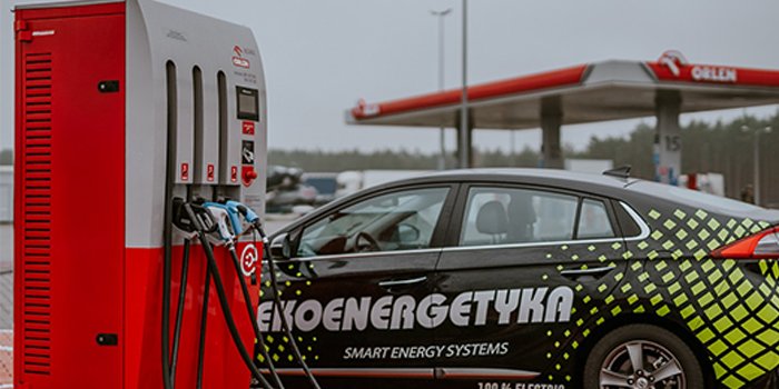 Ekoenergetyka-Polska ma już zamontowanych 30 stacji ładowania na stacjach PKN Orlen, fot. Ekoenergetyka-Polska