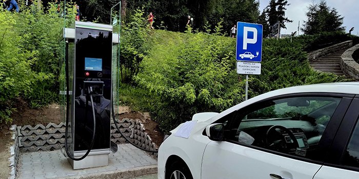 Ładowarka do samochod&oacute;w elektrycznych firmy Willbert, fot. Willbert