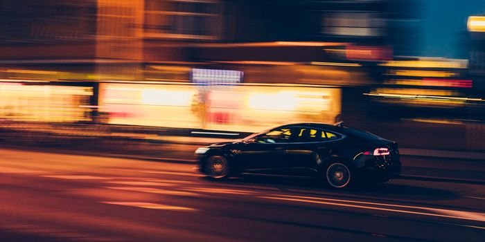 Samoch&oacute;d elektryczny. Fot. Unsplash