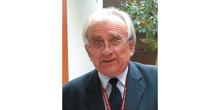 Tadeusz Łobos. Fot. Wikipedia